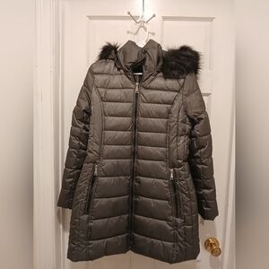 Tahari Women's Gray Puffer Jacket with Faux Fur Trim